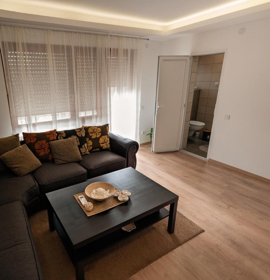 Apartmani Jovcic Leskovac  Kültér fotó